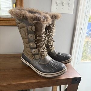 Sorel Women's tall Winter Boots 8.5